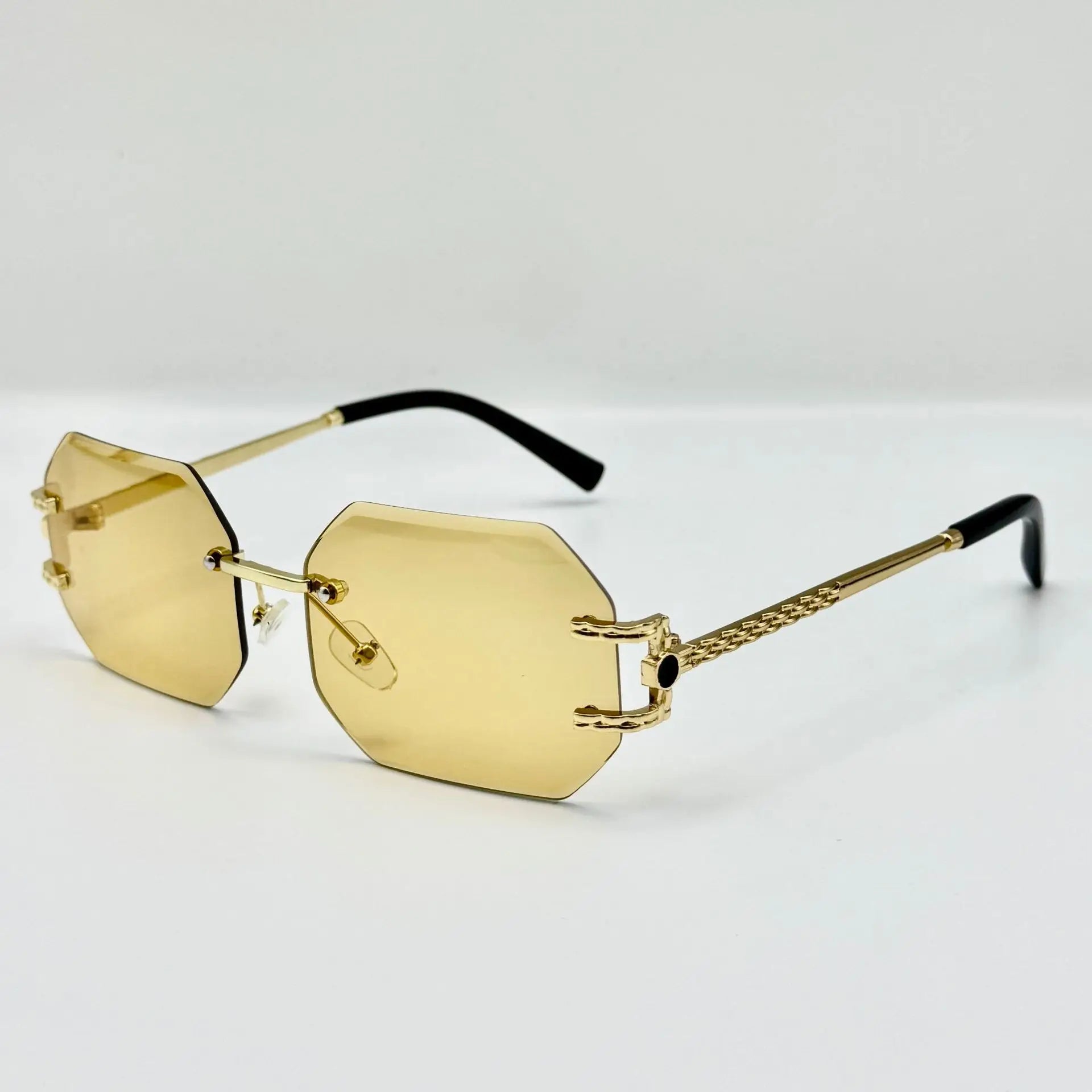 New in Rimless Sunglasses Women 2025 Trendy Fashion Glasses Sunscreen Shades Luxe Femme Lentes De Sol Mujer Lunette Soleil Femme