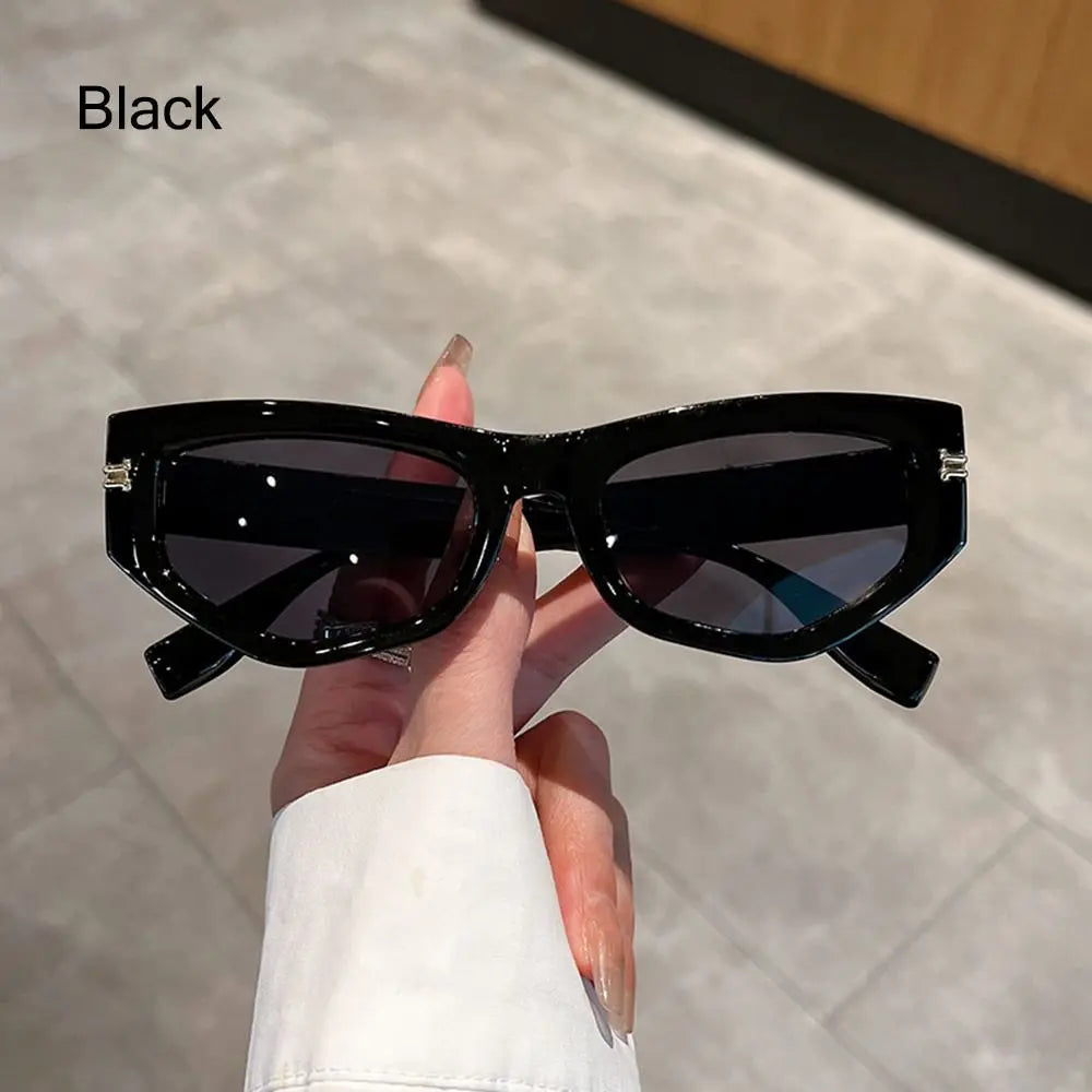 Vintage Cat Eye Sunglasses for Women New in Fashion Gradient Women Black Shades Trendy Chic Luxury Brand Designer Sun Glasses